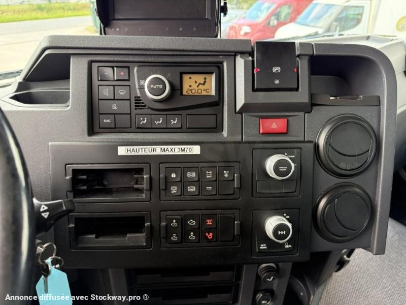 Photo Renault C-Series 380.26 DTI 11 image 13/14