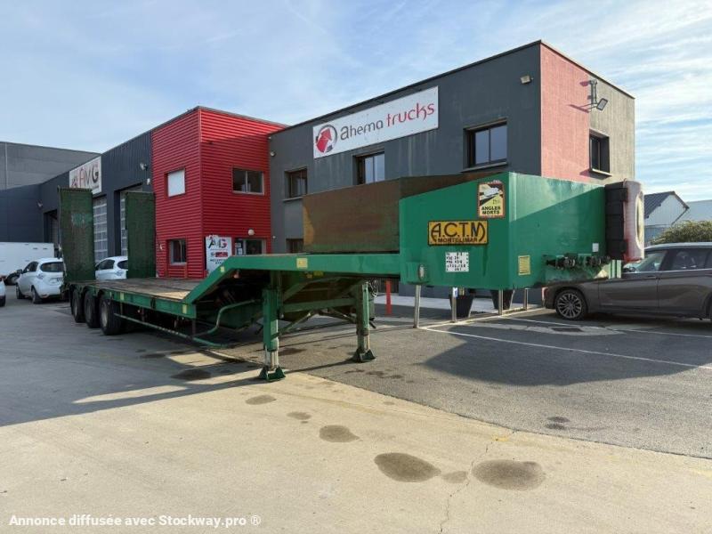 Actm Semi remorque porte engins 3 essieux 