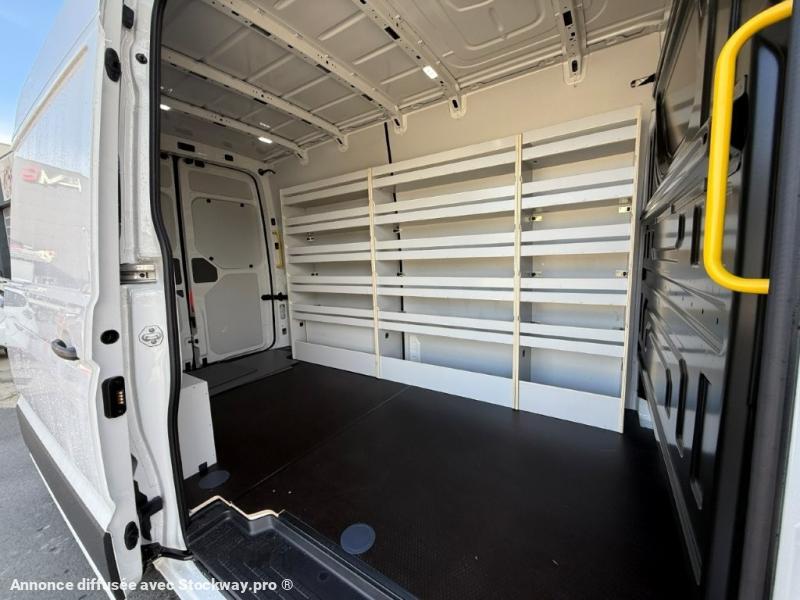 Photo Volkswagen Crafter 2.0L TDI 140 L3H3 image 7/15