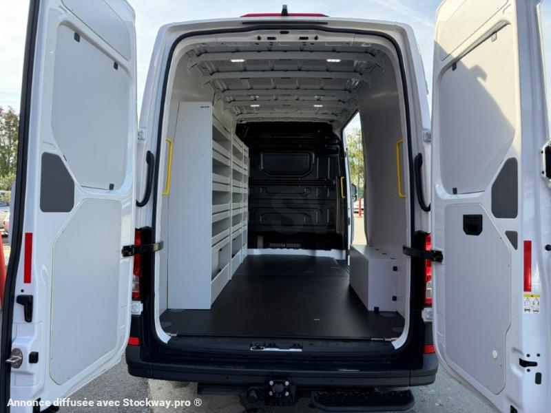 Photo Volkswagen Crafter 2.0L TDI 140 L3H3 image 8/15