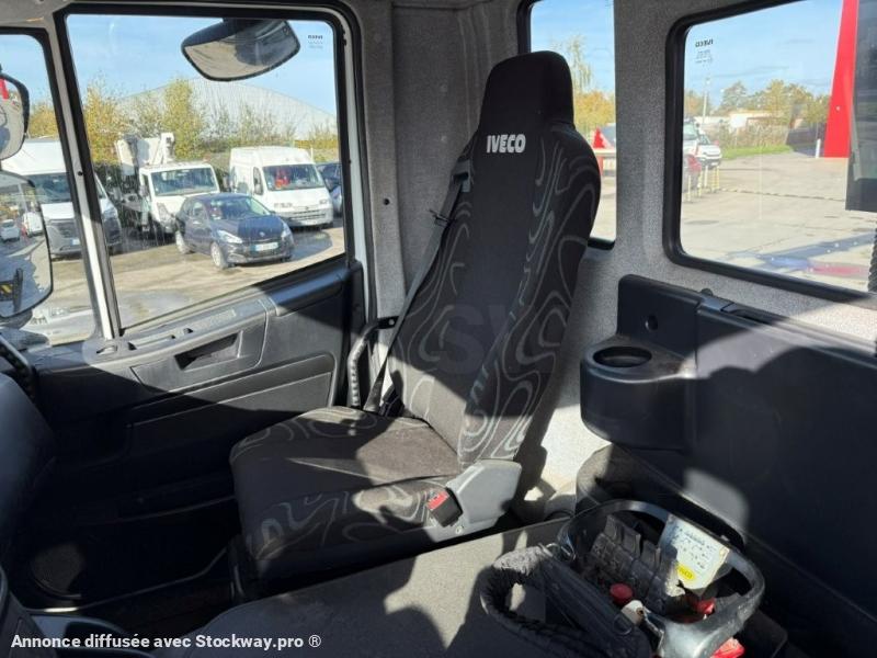 Photo Iveco Trakker AD 260 T 36 image 13/16