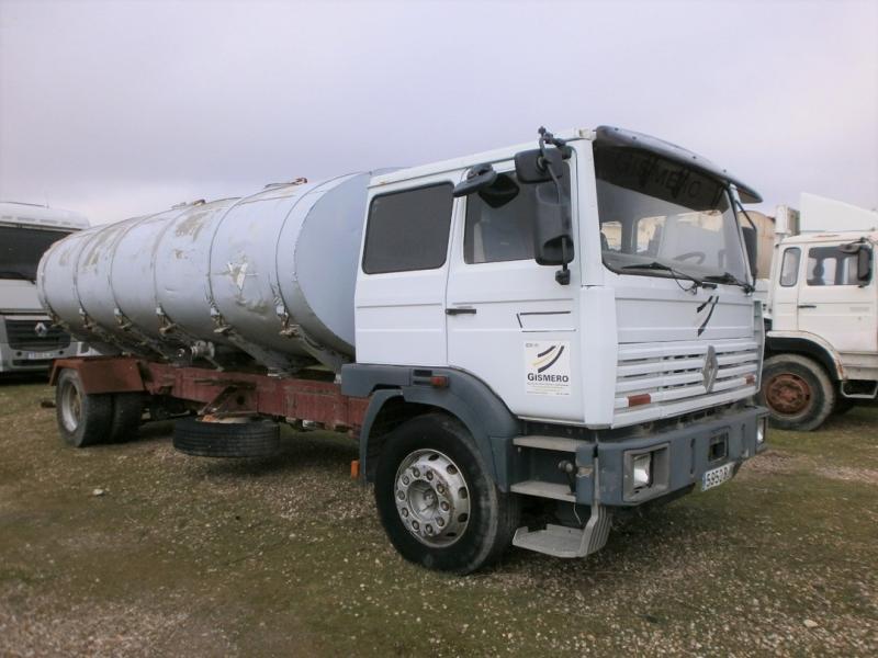 Camião Renault DG 330