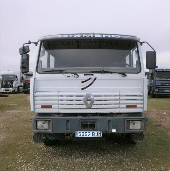 Camião Renault DG 330