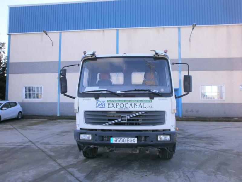 Camion Volvo FL6