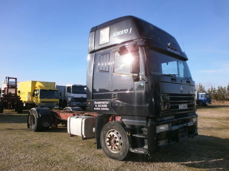 Camion Iveco Eurostar 420