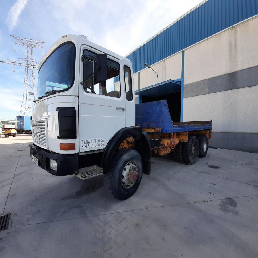 Camion MAN 2628