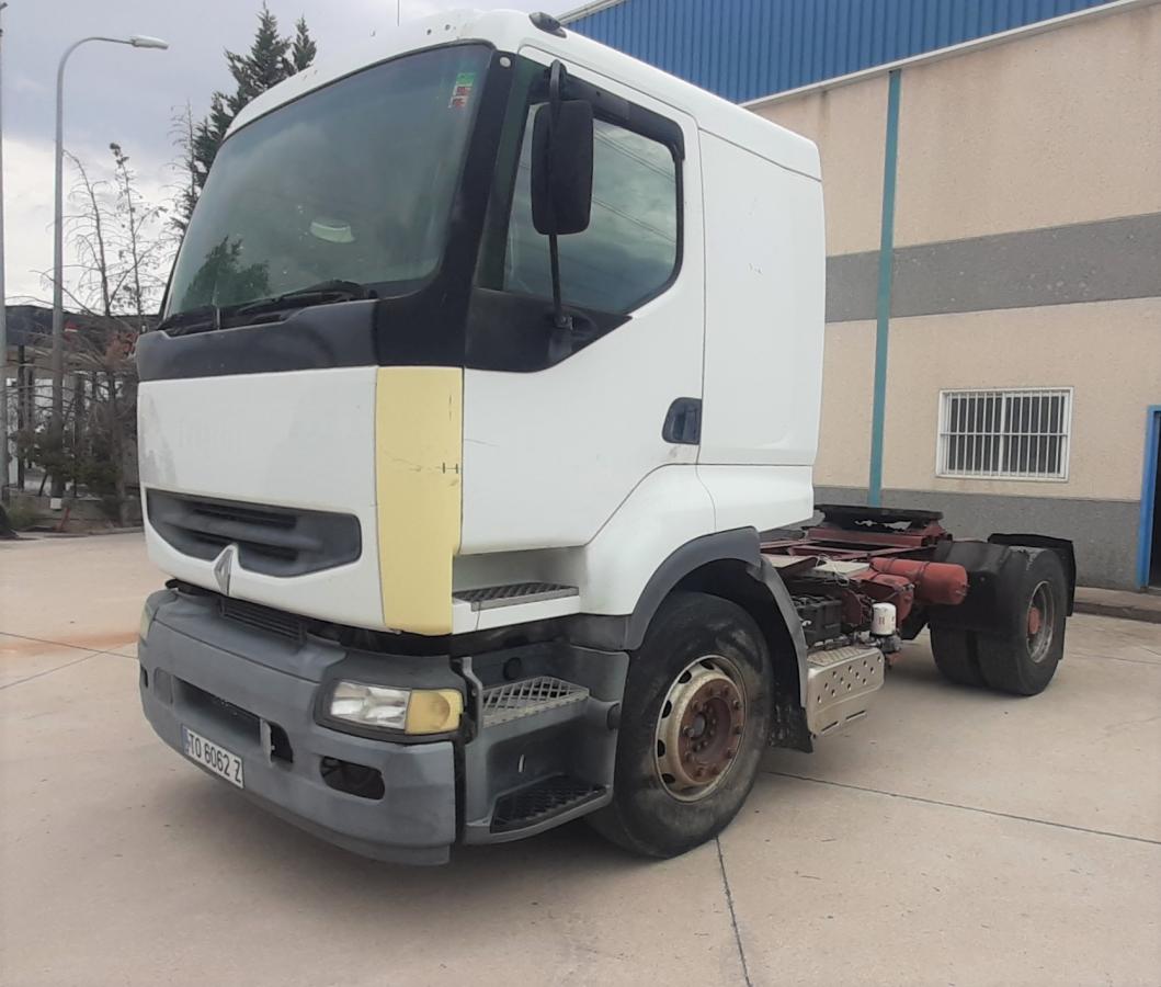 Trattore Renault Premium 385