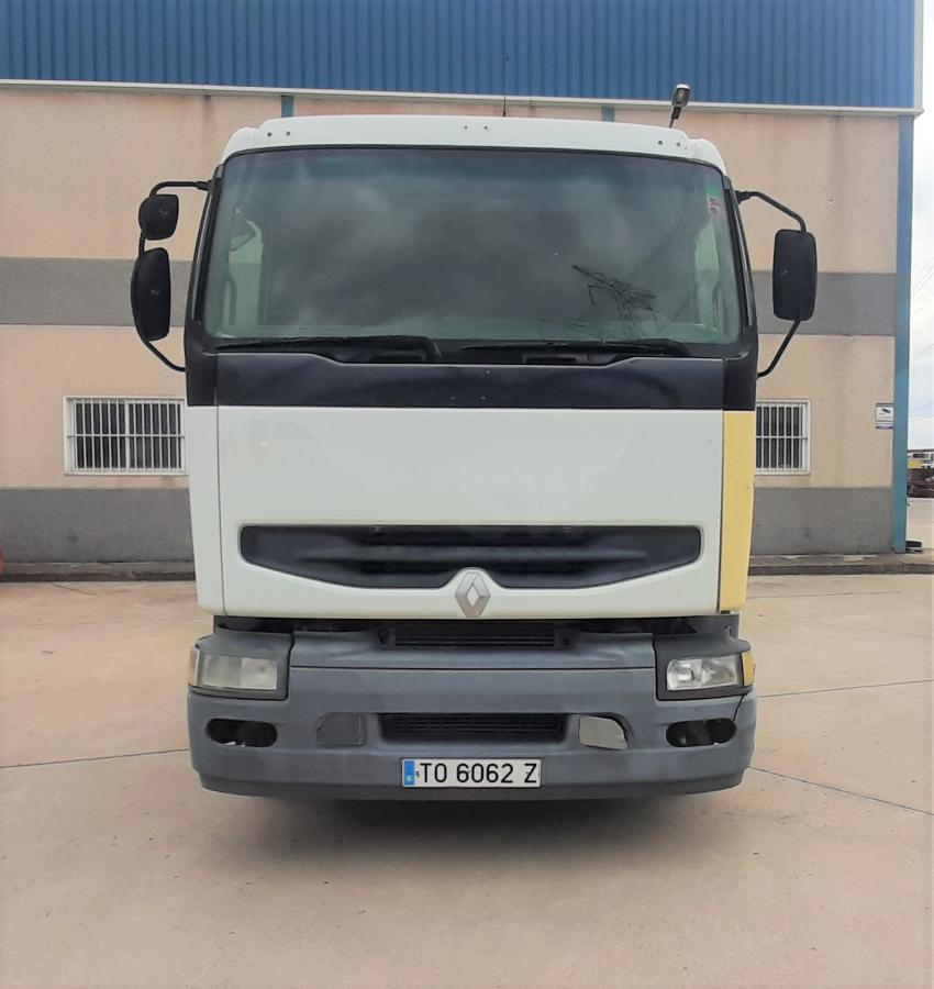 Trattore Renault Premium 385