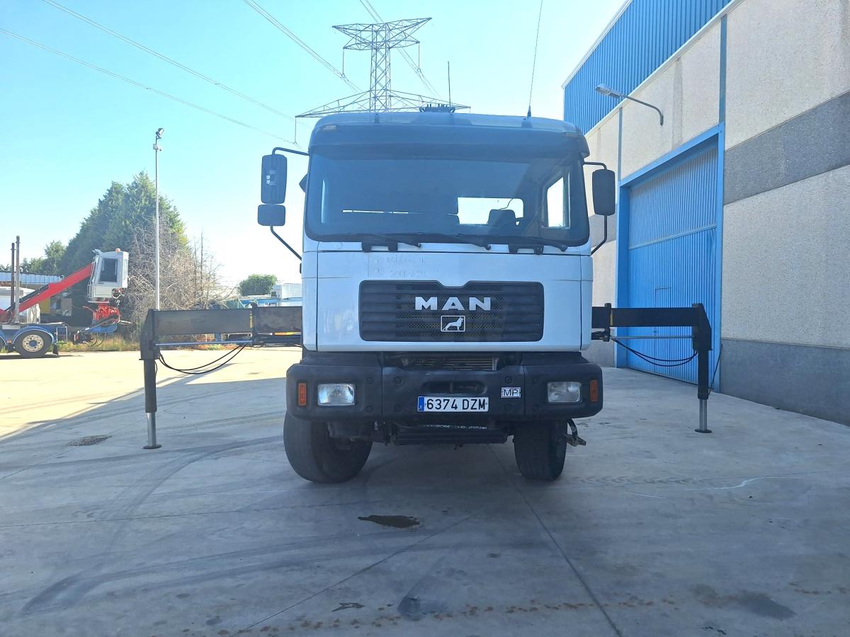 Camion MAN 28.414