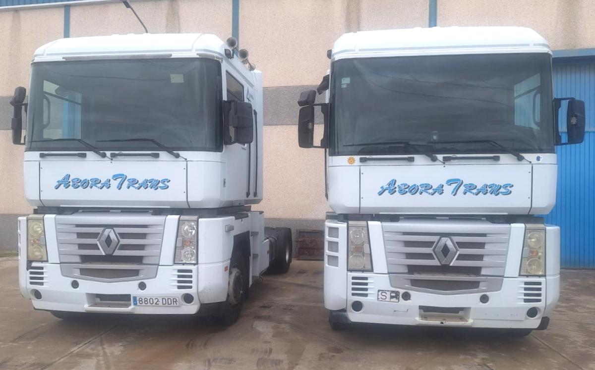 Cabeza tractora Renault Magnum 440