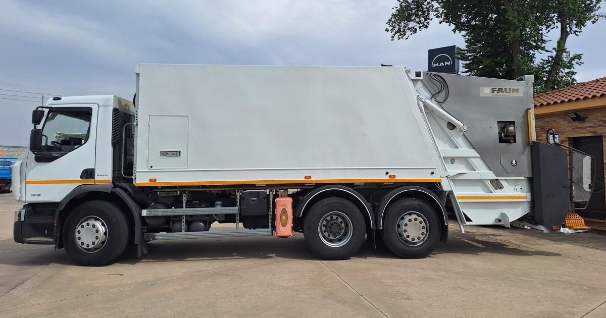 Maquinaria vial Renault Premium 380 DXI