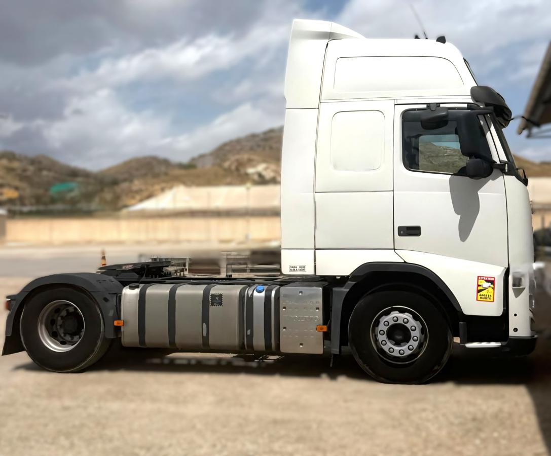 Tractor Volvo FH