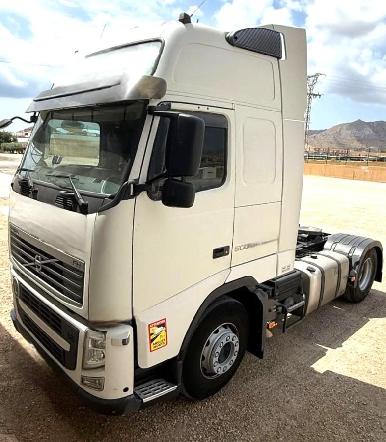 Tractor Volvo FH