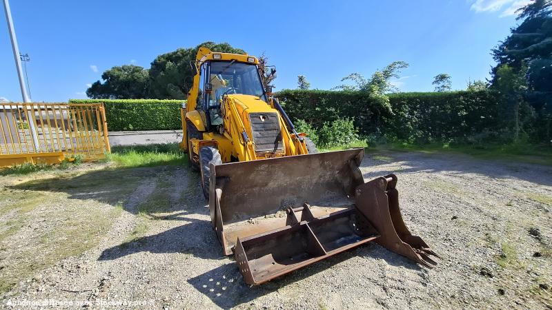 Photo Jcb 3 CX  image 3/10
