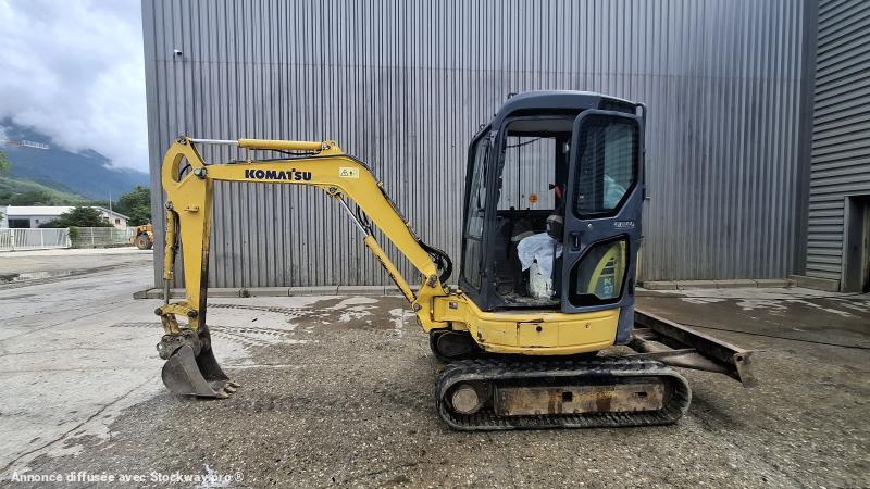 Komatsu PC27MR-2 