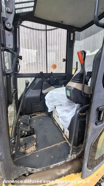 Photo Komatsu PC27MR-2  image 9/9