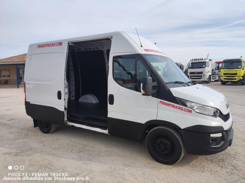 Photo Iveco Daily 35 image 13/30