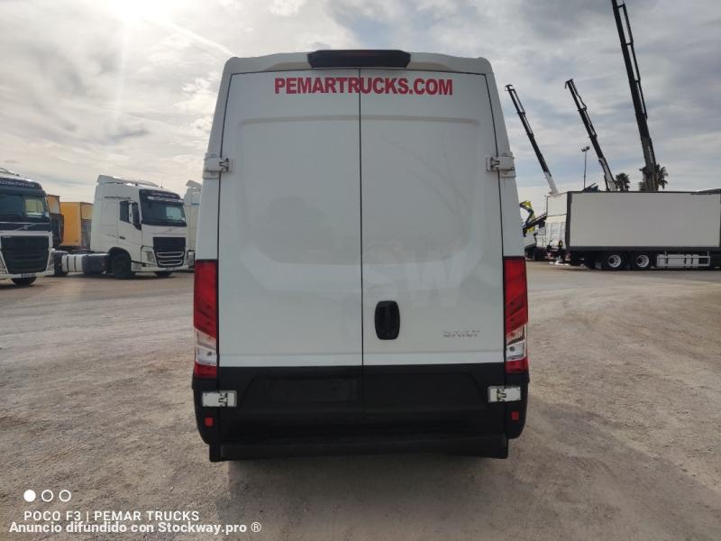 Photo Iveco Daily 35 image 8/30