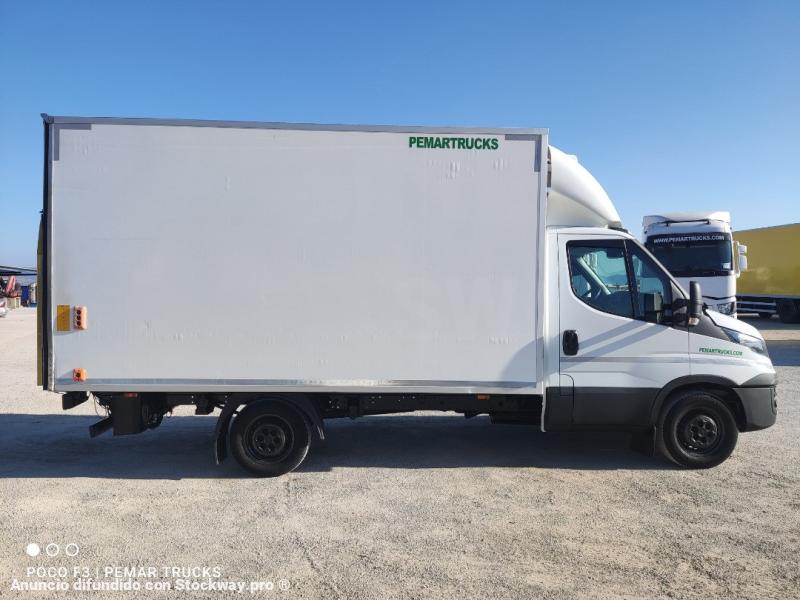 Photo Iveco Daily 35S15 image 4/24