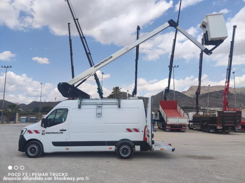 Photo Renault Master 2.3 DCI image 17/30