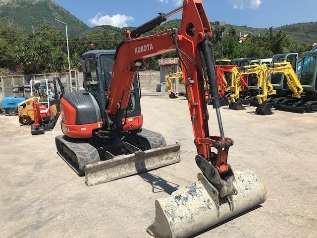 Excavadora Kubota U48-4