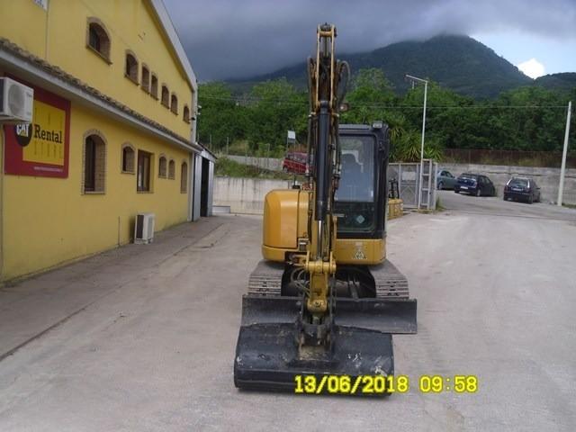 Excavadora Caterpillar 305E CR