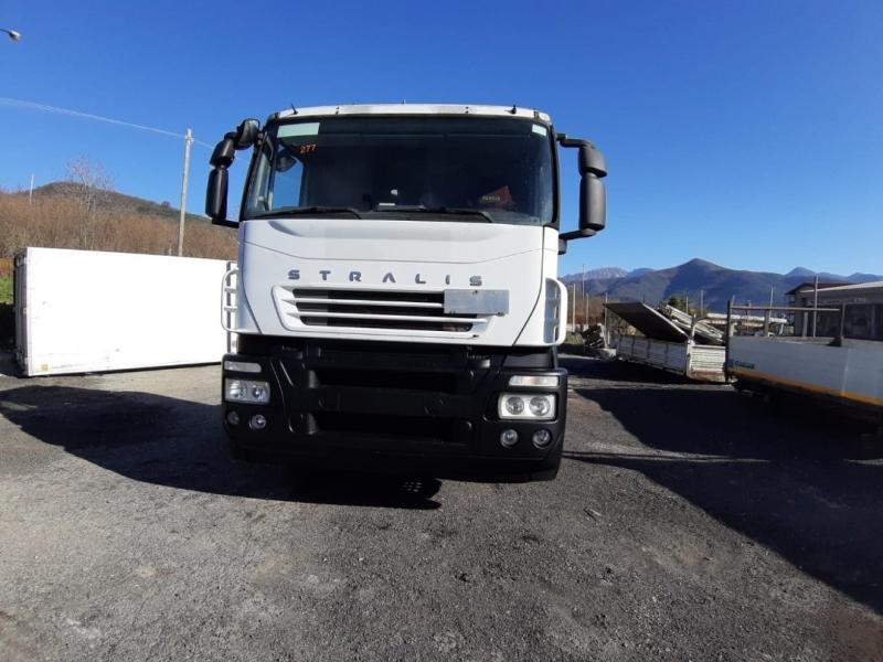 LKW Iveco Stralis AD 190 S 31