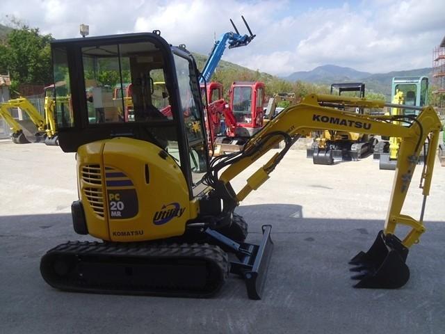 Escavadora Komatsu PC20 MR-2