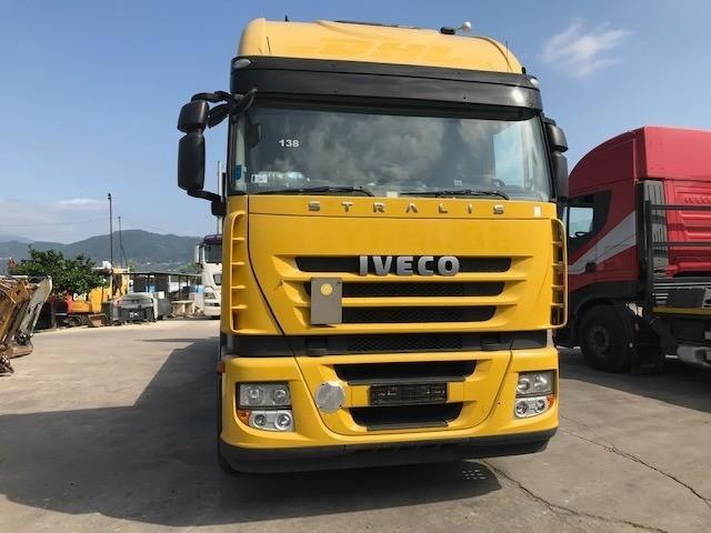 Ciężarówka Iveco Stralis 260 S 42