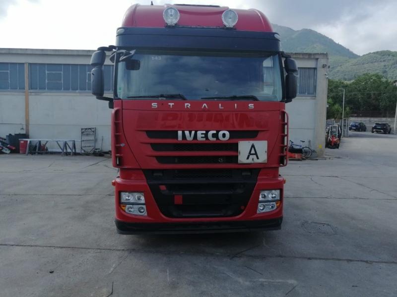 Ciężarówka Iveco Stralis 260 S 42