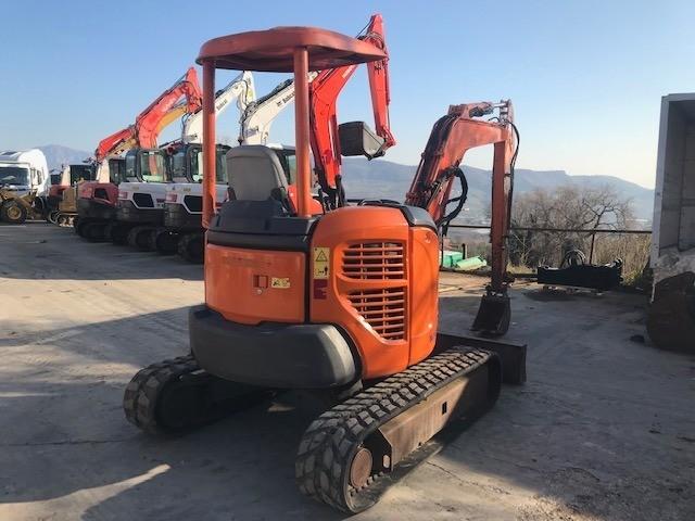 Excavator Komatsu PC35MR-3