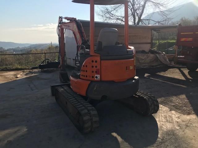 Excavator Komatsu PC35MR-3