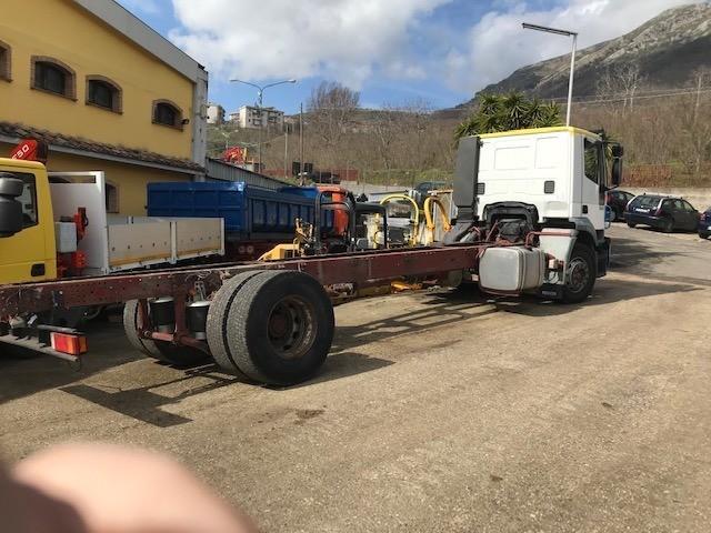 Truck Iveco Stralis AD 190 S 35