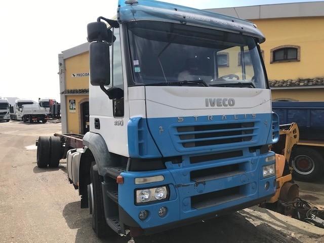 Truck Iveco Stralis AD 190 S 35