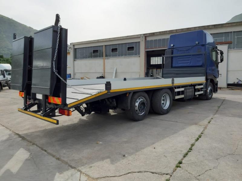 Truck Iveco Stralis 260 S 50