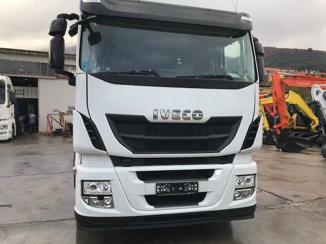 vrachtwagen Iveco Stralis