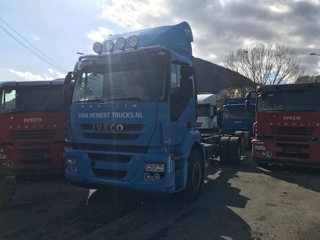 Camion Iveco Stralis AD 260 S 33