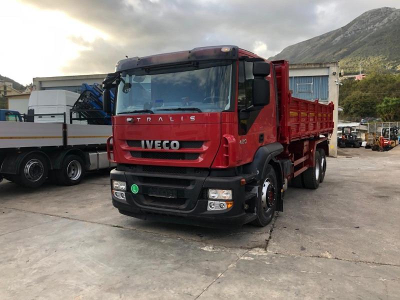 LKW Iveco Stralis 260 S 42