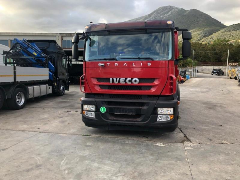 Camion Iveco Stralis 260 S 42