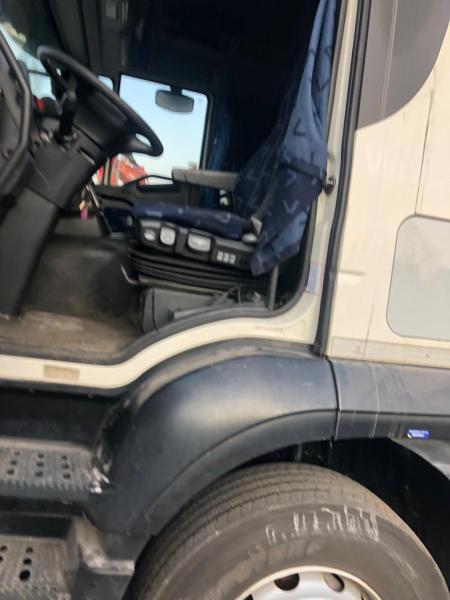 Truck Iveco Stralis AD 190 S 45