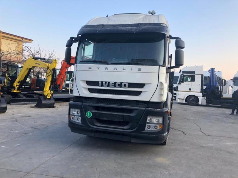 Truck Iveco Stralis AD 190 S 45