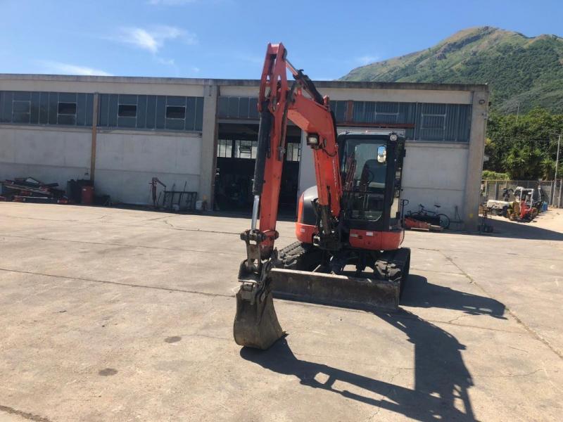 Escavatore Kubota U55-4