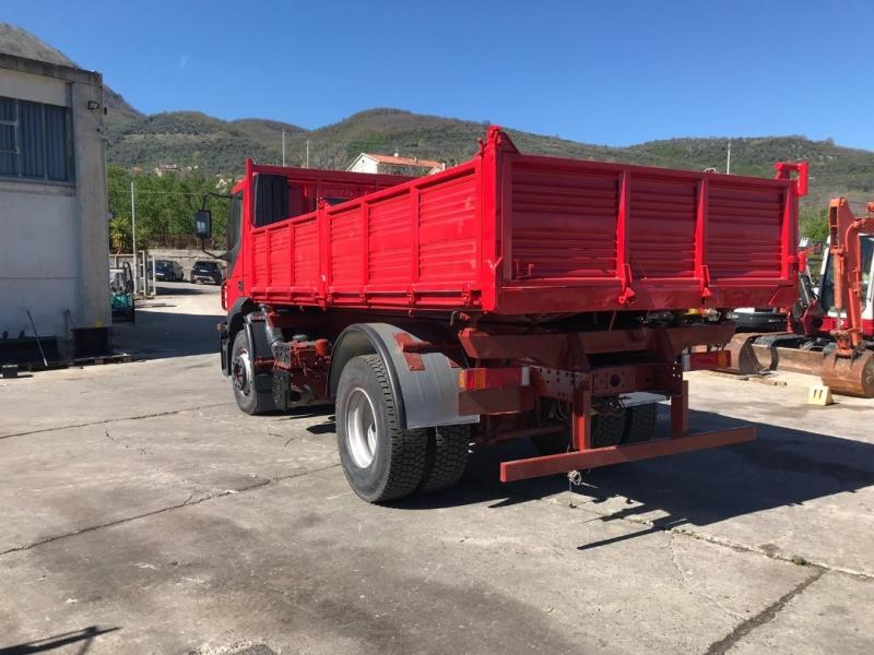 Camión Iveco Stralis AD 190 S 27