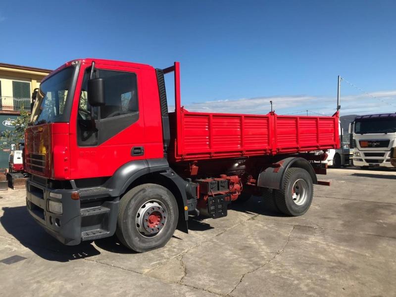 Camión Iveco Stralis AD 190 S 27