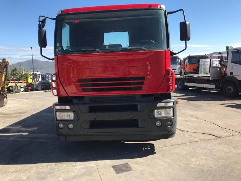 Camion Iveco Stralis AD 190 S 27