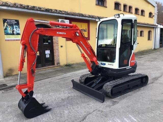 Excavadora Kubota U25-3