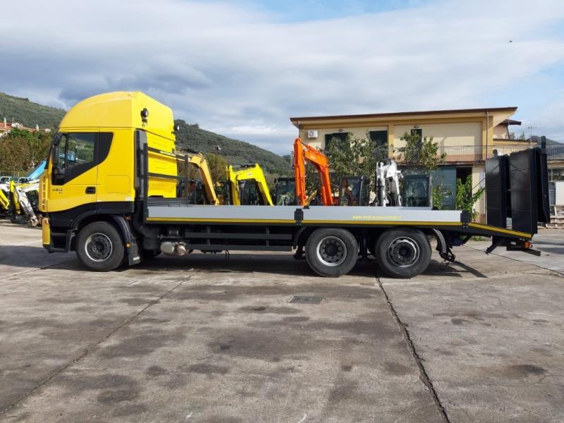 Ciężarówka Iveco Stralis 260 S 42