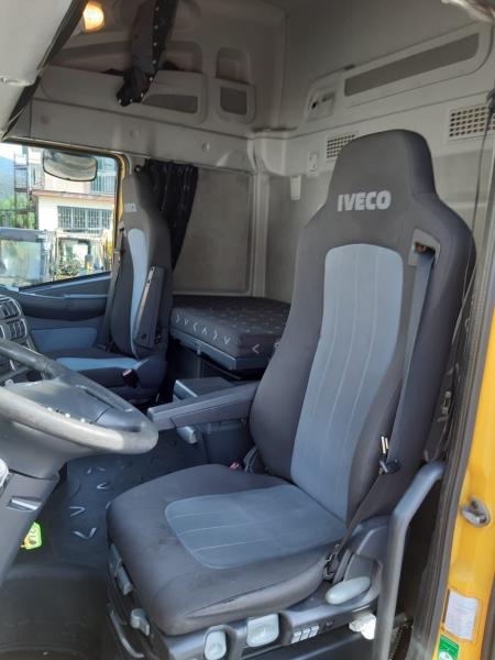 Ciężarówka Iveco Stralis 260 S 42