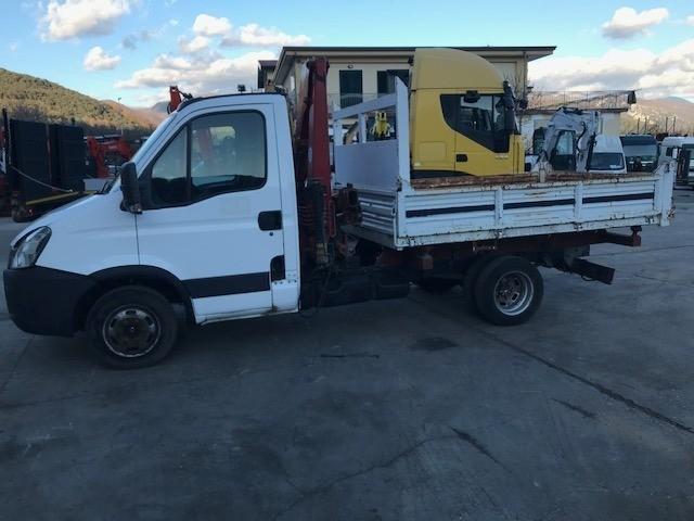 Utilitaire Iveco Daily 35C13