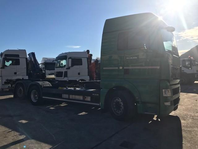 Truck MAN TGX 26.440